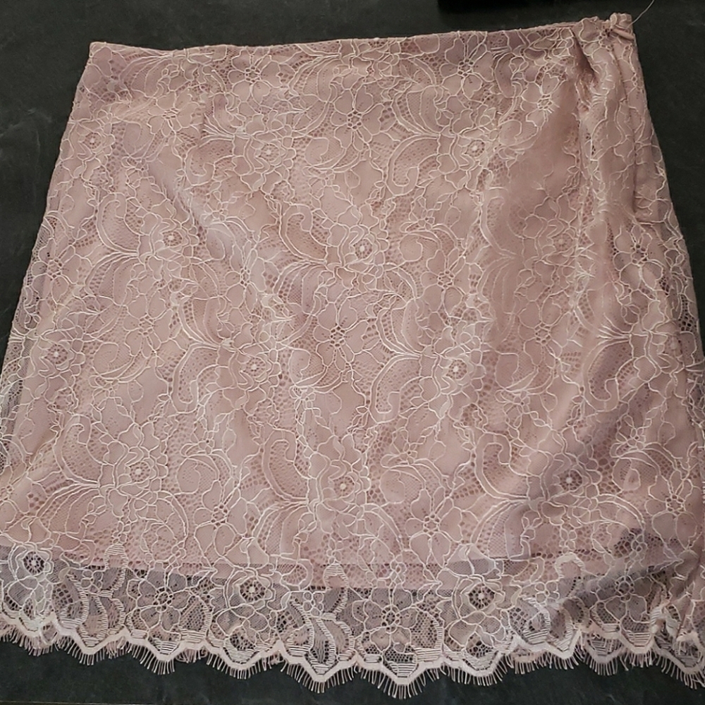 Skirt, size large, forever 21